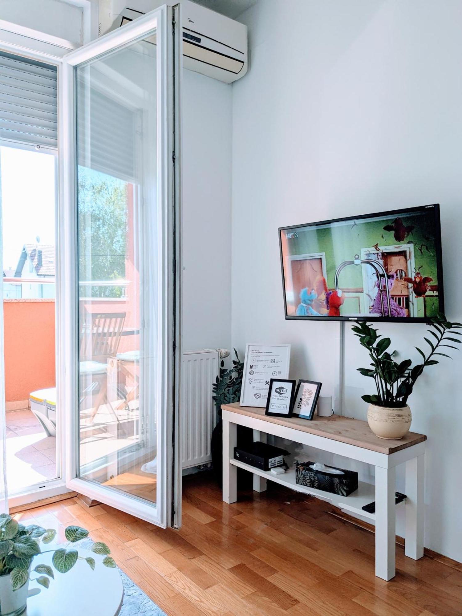 Doma-Lu Apartment-Near Airport And Highway- Free Parking Velika Mlaka Eksteriør bilde