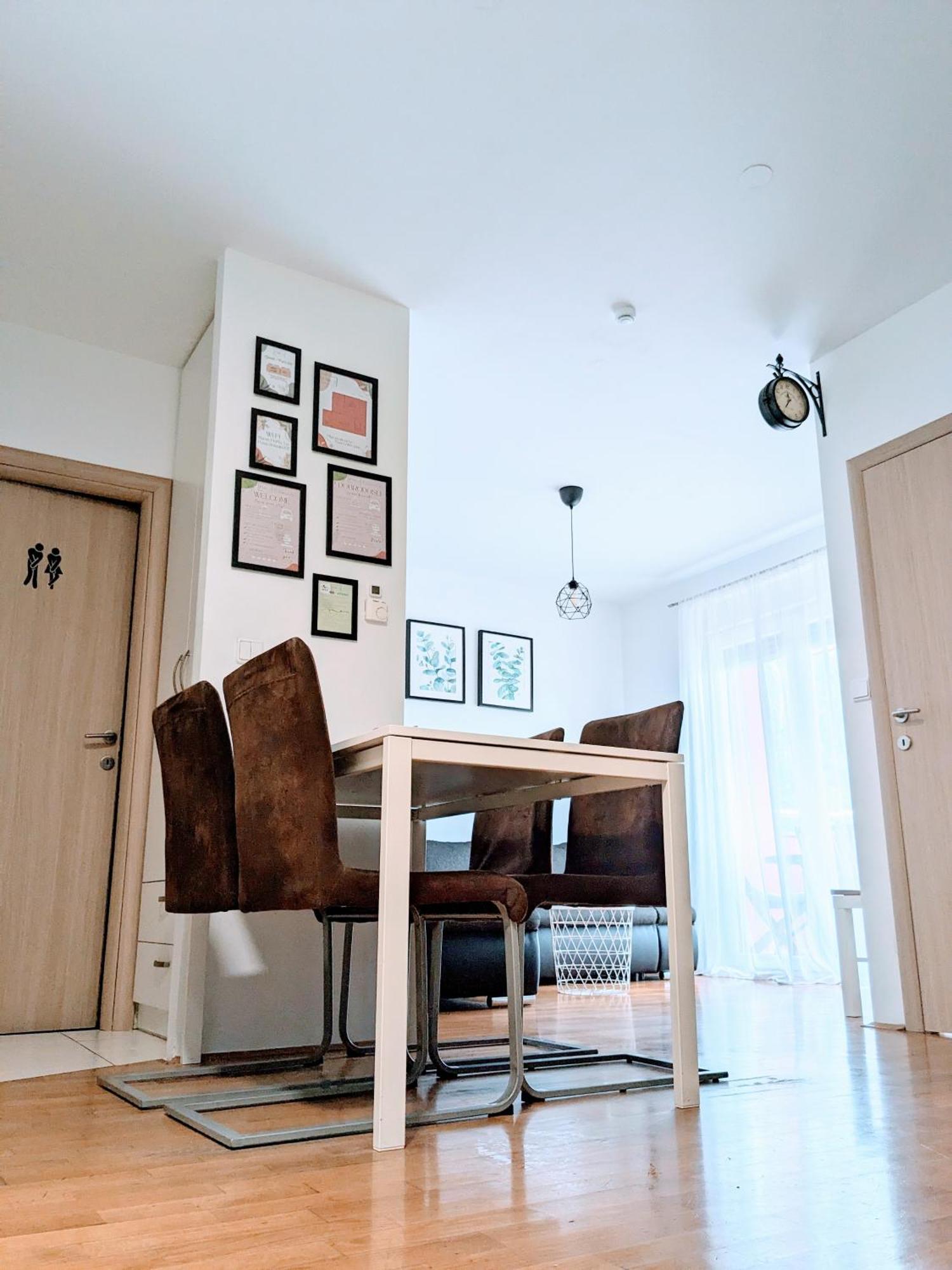 Doma-Lu Apartment-Near Airport And Highway- Free Parking Velika Mlaka Eksteriør bilde