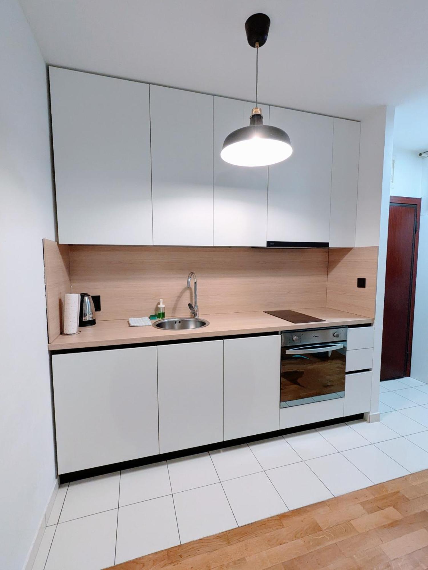 Doma-Lu Apartment-Near Airport And Highway- Free Parking Velika Mlaka Eksteriør bilde