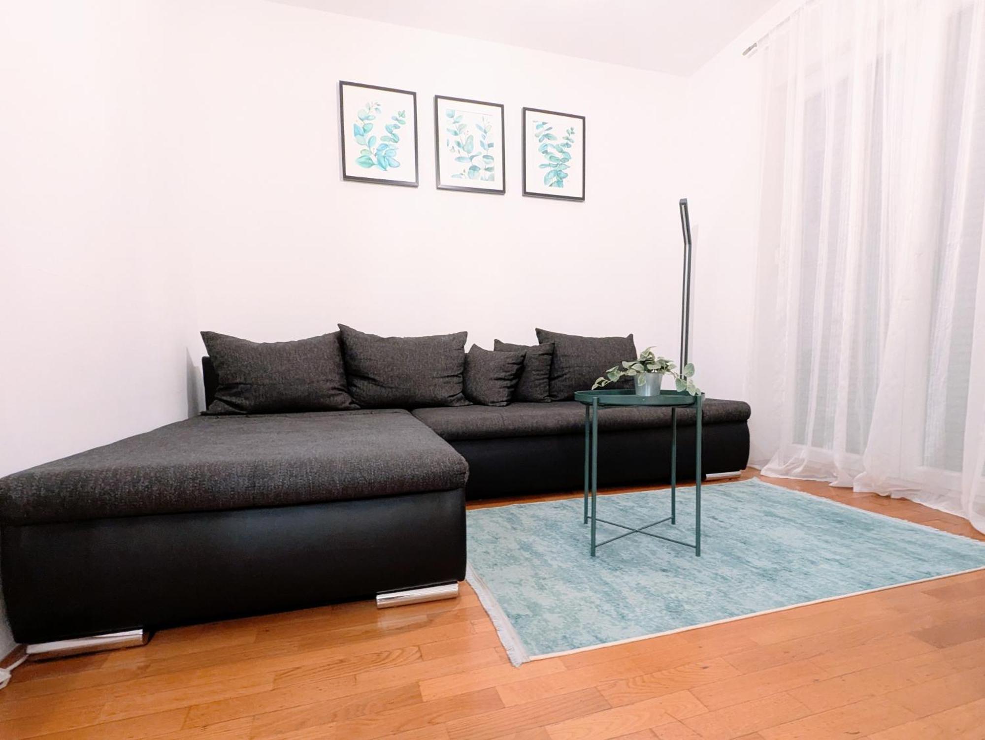 Doma-Lu Apartment-Near Airport And Highway- Free Parking Velika Mlaka Eksteriør bilde